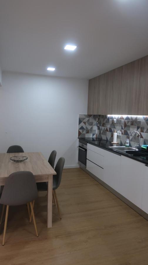 Apartamento Renovado No Centro Da Cidade - Casa4 Coimbra Buitenkant foto